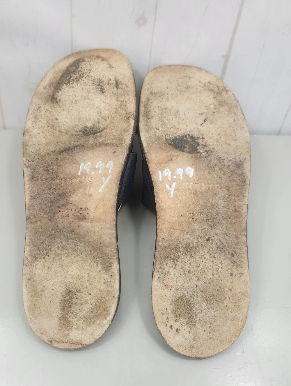 Hermes pair linen